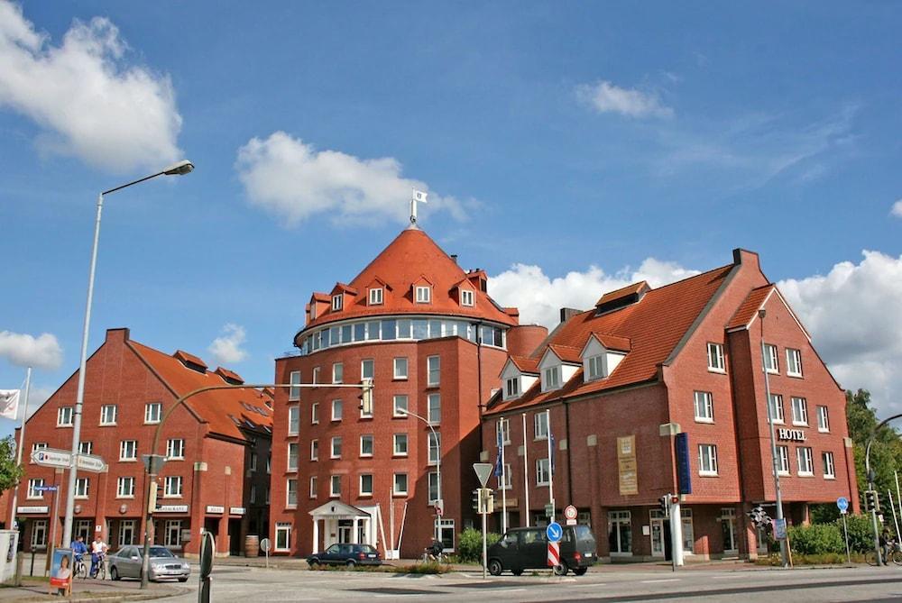 Отель Luebecker Hof 4*