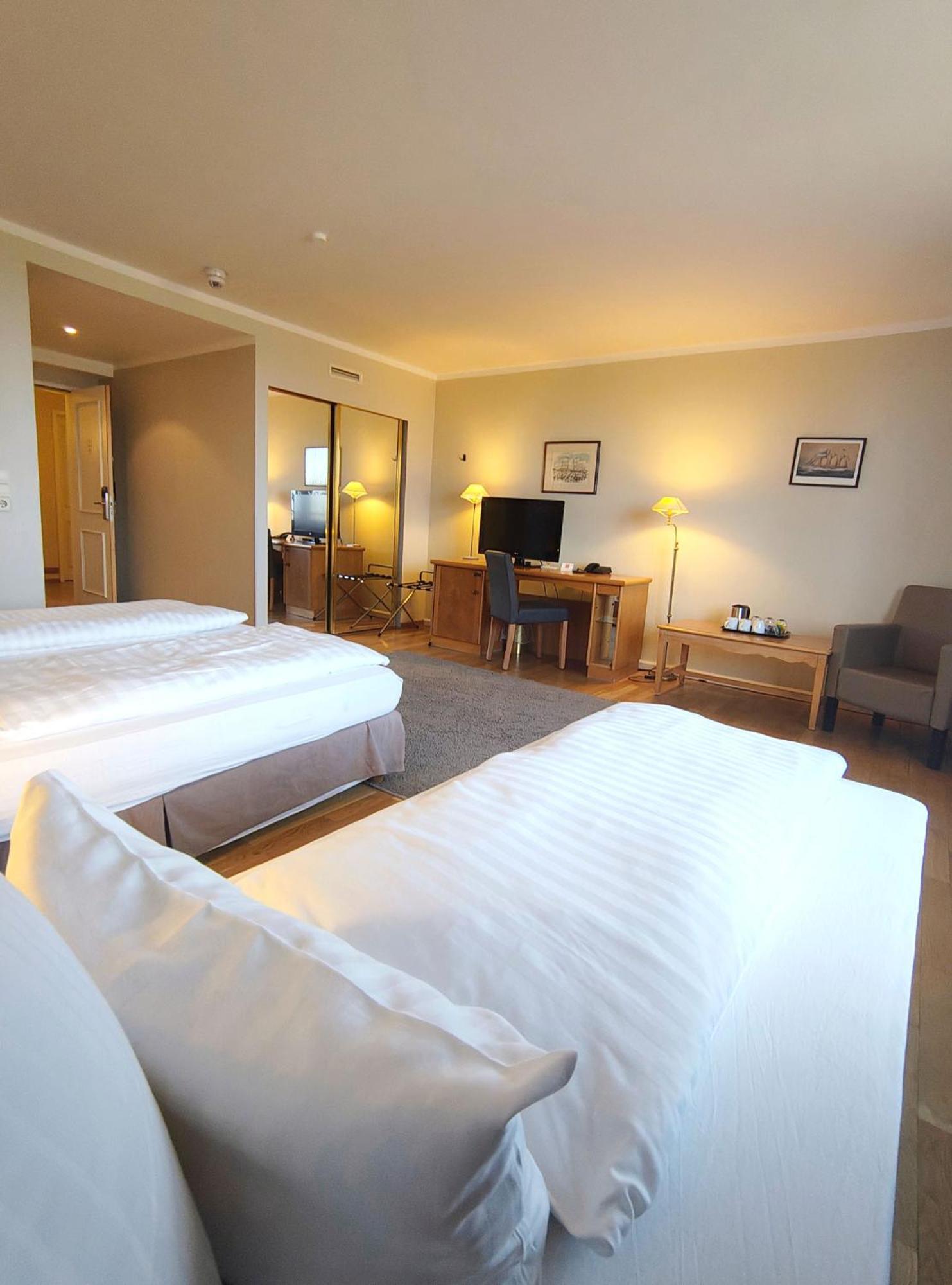 Luebecker Hof 4*