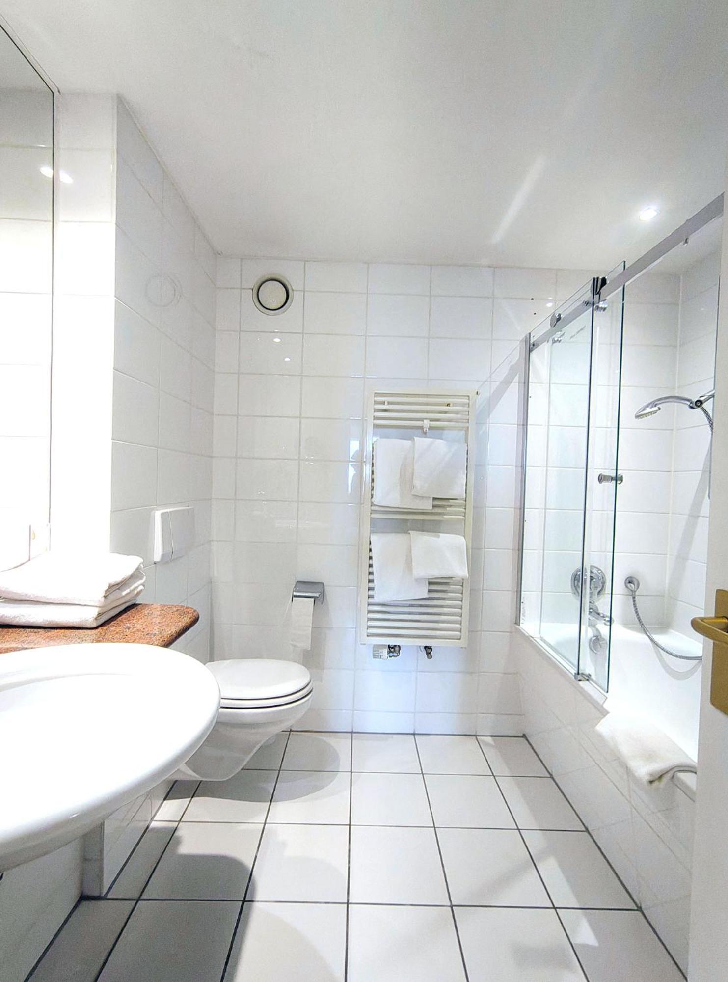 Luebecker Hof 4*