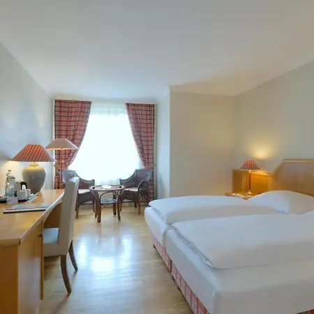 Hotel Luebecker Hof Штоккельсдорф Экстерьер фото